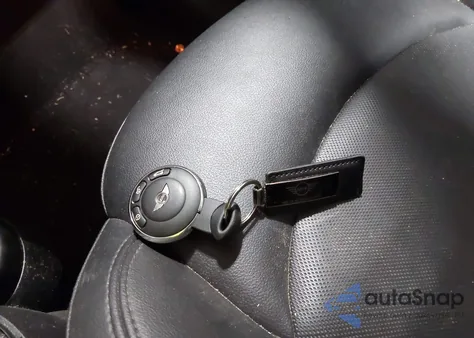 2014 Mini Paceman Cooper S z USA, uszkodzony, nr VIN WMWSS7C52EWN72093